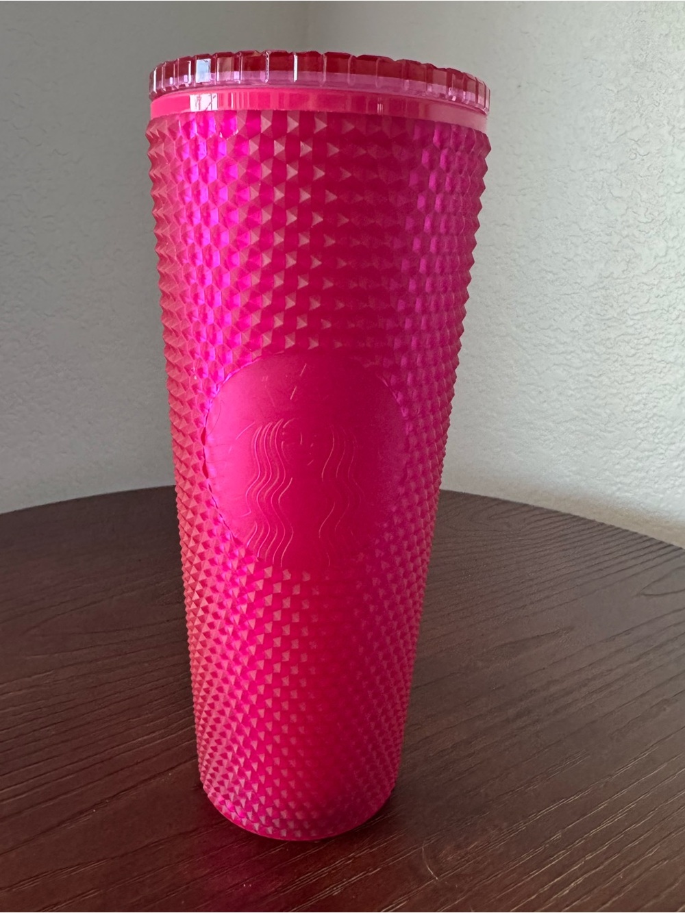 Starbucks Neon Pink Studded Tumbler Cold Cup Venti 24oz with Lid - Picture 4 of 6